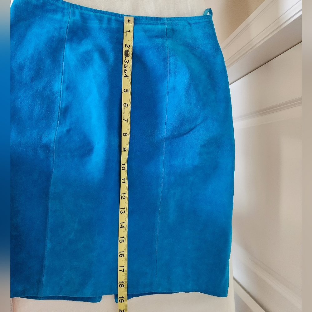 CHIA leather skirt - Picture 15 of 15
